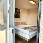 Comfy Apartment *